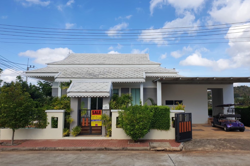 For SaleHouseHuahin, Prachuap Khiri Khan, Pran Buri : Urgent sale, one-story pool villa house, Hua Hin.