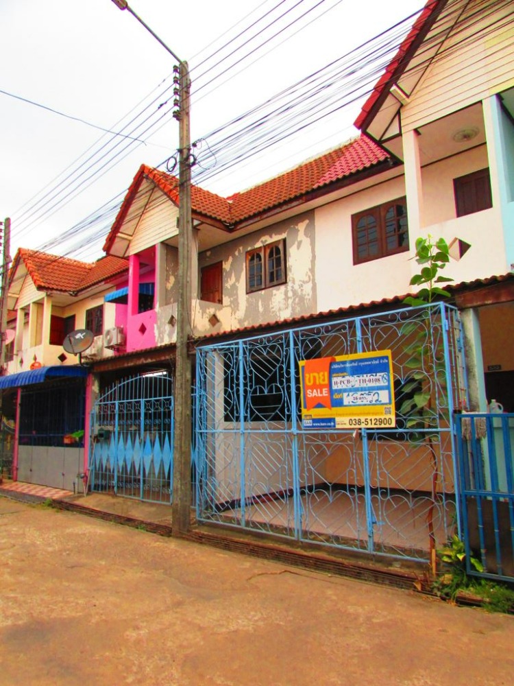 For SaleTownhousePrachin Buri : Townhouse for sale in Kabinburi, Prachinburi.