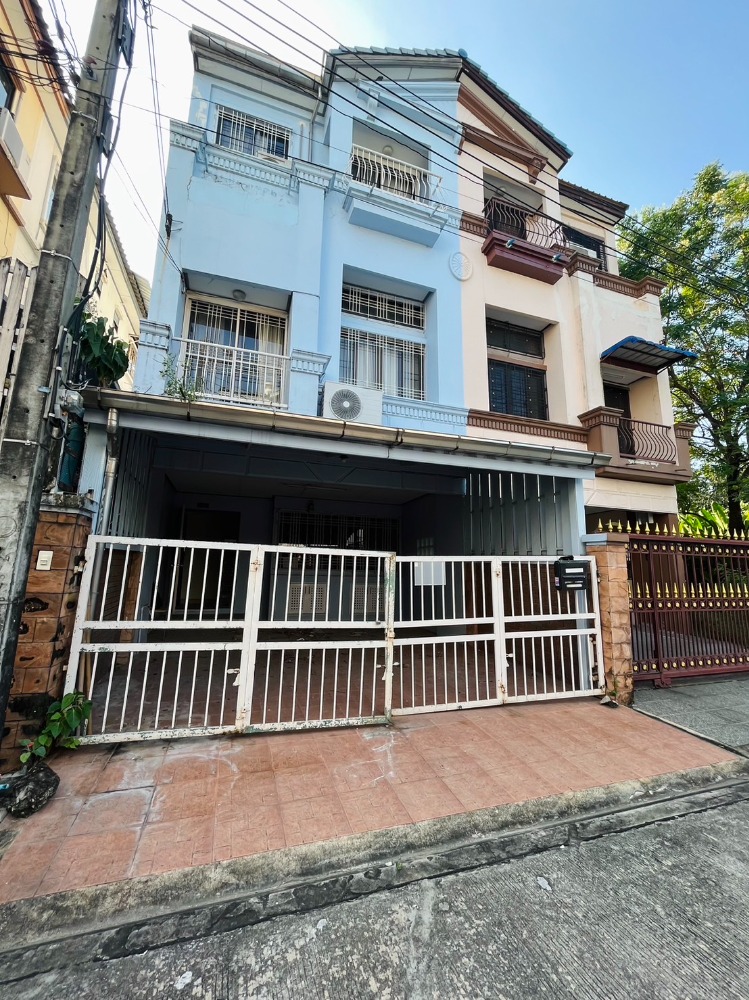 For SaleTownhouseChokchai 4, Ladprao 71, Ladprao 48, : Townhome Baan Klang Muang Mengjai - Ladprao / 3 bedrooms (FOR SALE) RUK287