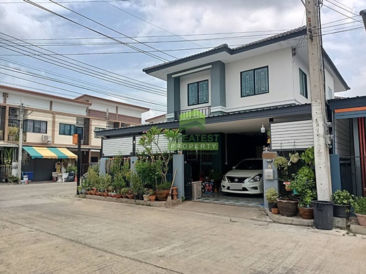 For SaleHouseMin Buri, Romklao : Village KC City Plus Suwinthawong, urgent sale, 2-storey twin house, area 39.80 sq m, corner plot, good location, complete addition, ready to move in