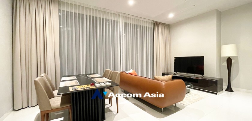 ให้เช่าคอนโดสุขุมวิท อโศก ทองหล่อ : 2 Bedrooms Condominium for Rent in Sukhumvit, Bangkok near BTS Phrom Phong at Vittorio Sukhumvit 39 (AA33428)