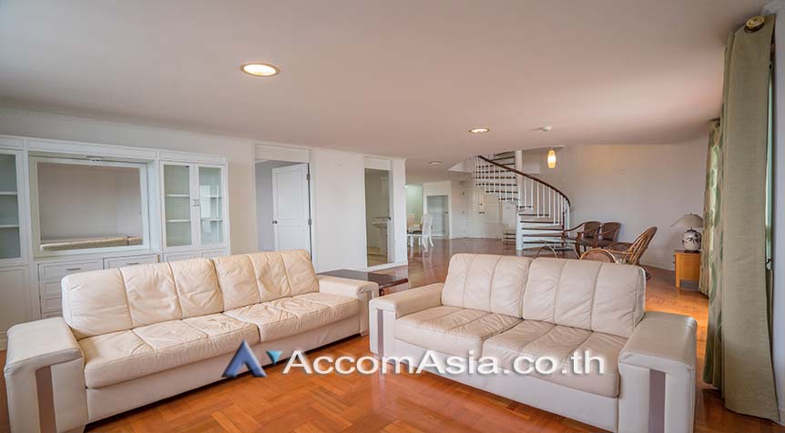 ให้เช่าคอนโดสุขุมวิท อโศก ทองหล่อ : Duplex Condo | 3 Bedrooms Condominium for Rent in Sukhumvit, Bangkok near BTS Ekkamai at Tai Ping Tower (AA27580)