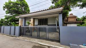 For SaleHouseNakhon Pathom : Urgent sale!! Single house Bo Plub, Nakhon Pathom, peaceful, comfortable, convenient transportation, near Bangkok and Salaya, fully furnished, modern design Spacious area for less than 4 million