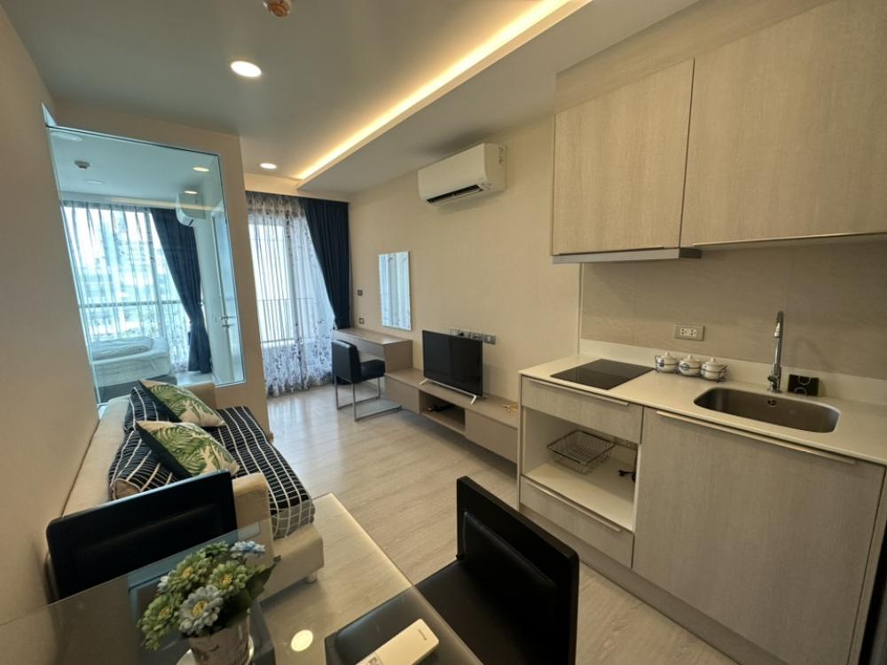 For RentCondoSukhumvit, Asoke, Thonglor : For Rent !! 1BR @Vtara 15,000/month Nice unit , ready to move in now !!! Corner unit