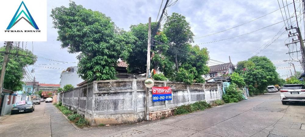 For SaleHousePinklao, Charansanitwong : Single house for sale (corner house), large area 150 square meters, Wat Tha Phra, Bangkok Yai, near MRT Charan 13, Soi Panichthonburi 21, Intersection 4 (Mum Sabai intersection), very good location, if interested call 0922829196