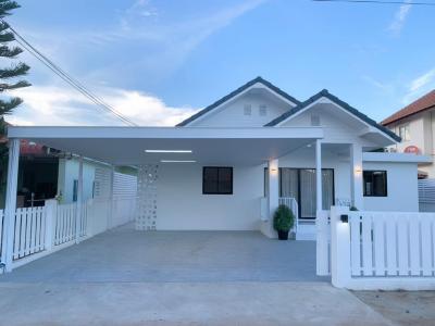 For SaleHouseChiang Mai : House for sale, beautiful renovated, Tharinphon Village, 120 sq m. 70 sq. wah, decorated in contemporary style