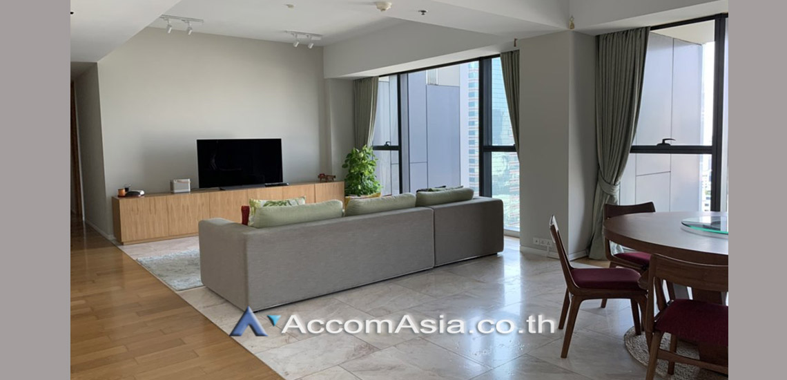 For SaleCondoSathorn, Narathiwat : 3 Bedrooms Condominium for Sale in Sathorn, Bangkok near BTS Chong Nonsi - MRT Lumphini at The Met Sathorn (AA28194)