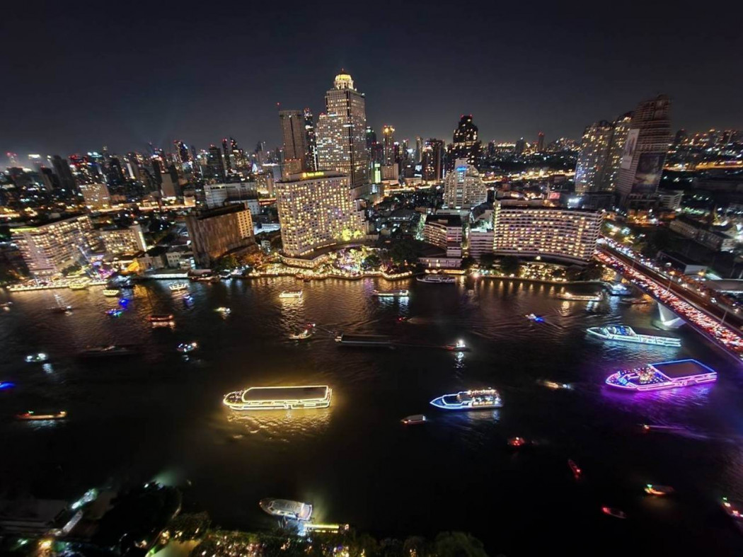 For SaleCondoWongwianyai, Charoennakor : The River condo for sale, luxury penthouse room (Chao Phraya River view) 112.7 sq m. 2 bedrooms, 2 bathrooms, high floor, fully furnished.