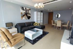 For RentCondoWongwianyai, Charoennakor : Lovely, Mid Floor 2 Beds Condo for Rent!