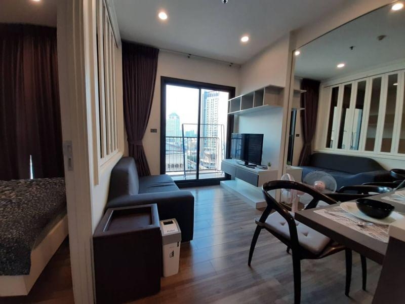 For SaleCondoOnnut, Udomsuk : sell!!! Condo in Sukhumvit area, WYNE Condo, beautiful view, fully furnished, near BTS.