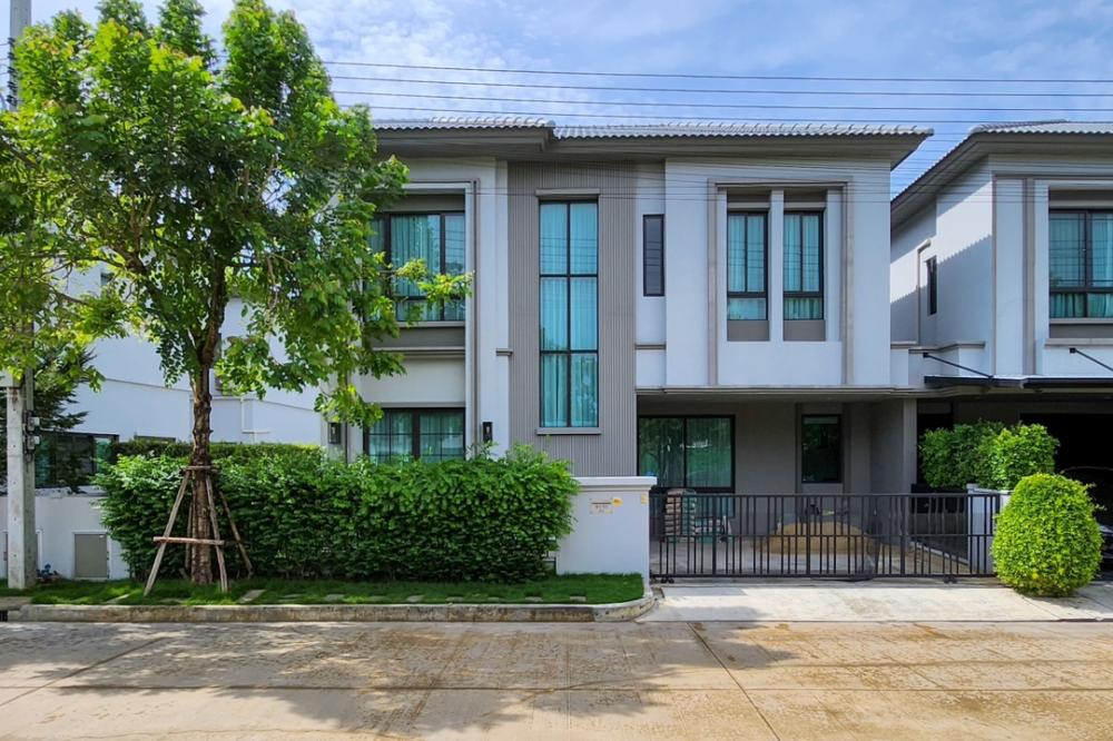 For RentHousePathum Thani,Rangsit, Thammasat : House, luxuriously decorated, comfortable living, near Don Mueang-Rangsit