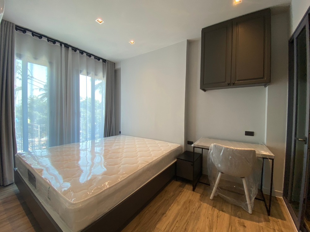 Sale DownCondoSriracha Laem Chabang Ban Bueng : Sale down payment, Chamonix Condo, new condo , near Kasetsart University, 1 bed 1 baht, fully funished