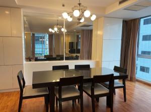 For RentCondoWitthayu, Chidlom, Langsuan, Ploenchit : The Rajdamri Condominium 2 Bedrooms For Rent close to BTS Ratchadamri