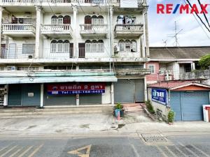 For SaleShophouseSukhumvit, Asoke, Thonglor : Commercial building for sale, 2 booths, Sukhumvit 77, only 160 meters away from On Nut 44, next to the alley road, cheap price, good condition