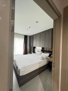 For RentCondoRama9, Petchburi, RCA : Condo for rent in the heart of Rama 9, Condo for rent, Life Asoke - Rama 9 (Life Asoke - Rama 9), elegant room, built-in, ready to move in