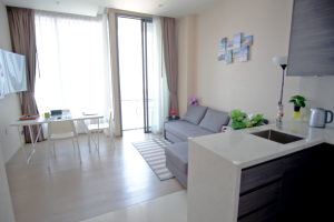 ให้เช่าคอนโดสุขุมวิท อโศก ทองหล่อ : High Floor and Unblocked View 1 Bed Unit for Rent!