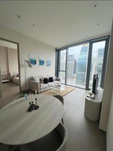 For RentCondoWitthayu, Chidlom, Langsuan, Ploenchit : Super Luxury Project 1 Bed Condo for Rent!