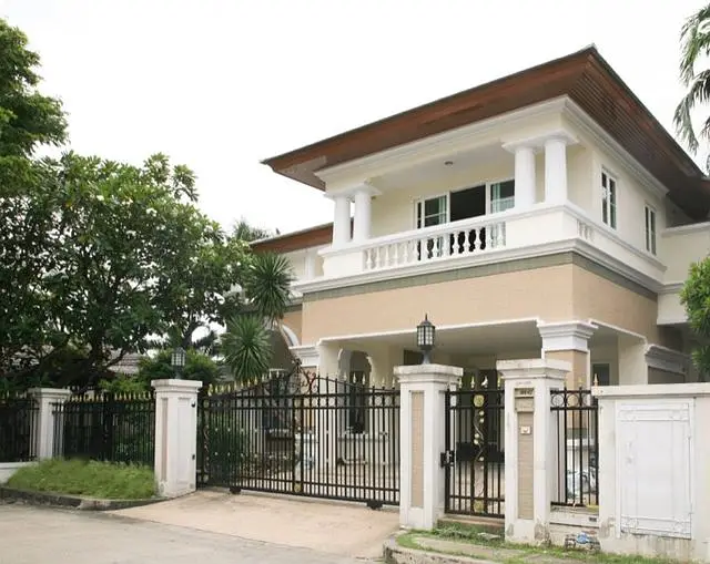 For SaleHouseLadkrabang, Suwannaphum Airport : House for sale Ladawan Chaloem Phrakiat