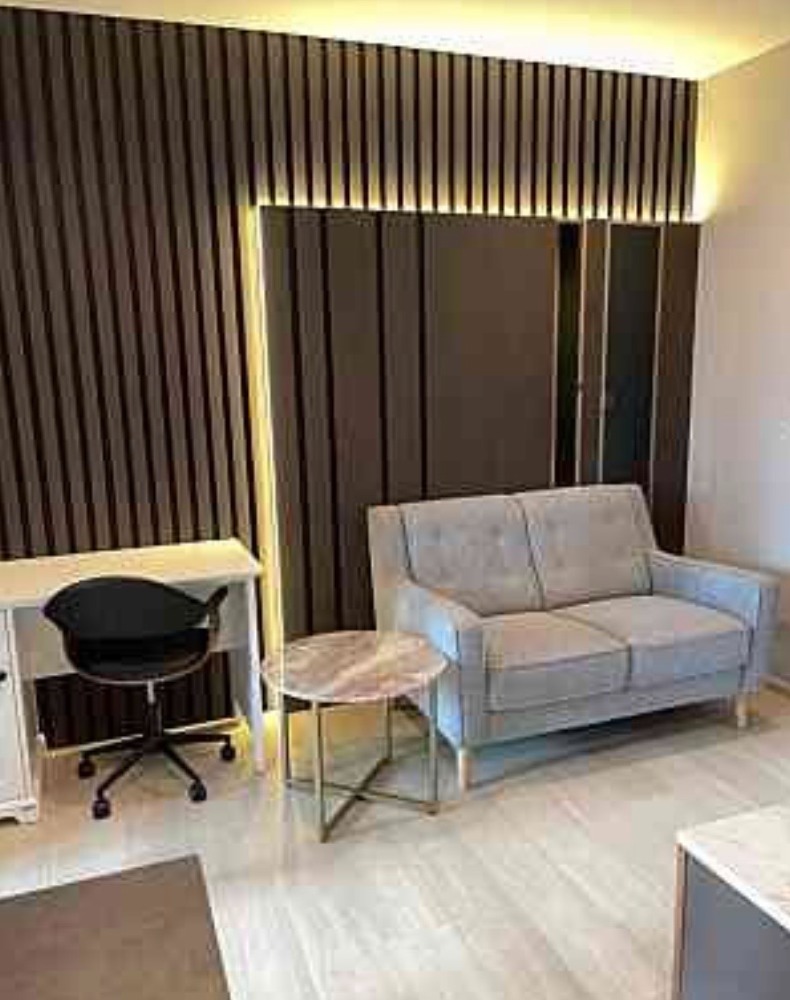 For RentCondoWitthayu, Chidlom, Langsuan, Ploenchit : For rent: Life1Wireless, built-in room, beautifully decorated. Contact Line id: @room24 (with @ too)