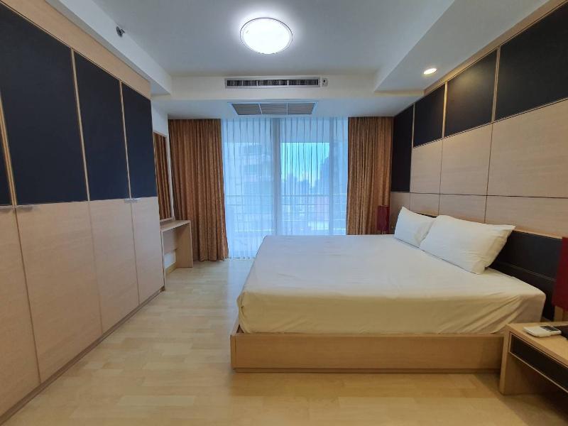 For RentCondoWitthayu, Chidlom, Langsuan, Ploenchit : For Rent The Rajdamri Studio 45 sqm