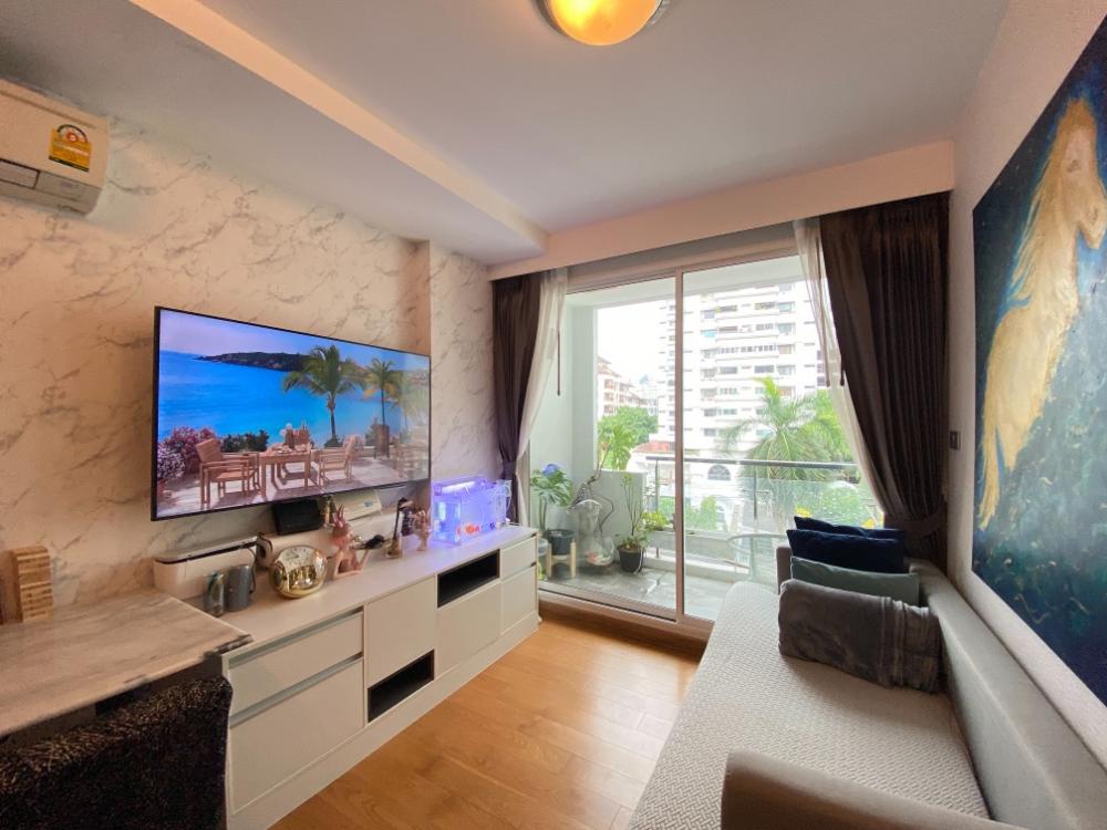 ให้เช่าคอนโดนานา : RENT luxury Interlux Premier Sukhumvit 13 condo1BED size 39  SQ.M.