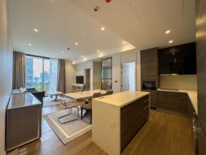 For RentCondoWitthayu, Chidlom, Langsuan, Ploenchit : Fully Furnished 2 Beds Condo for Rent!