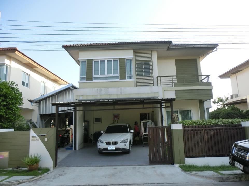 For SaleHouseLadkrabang, Suwannaphum Airport : LL02 2-storey detached house for sale in Burasiri Village Onnut-Bangna Burasiri Onnut-Bangna