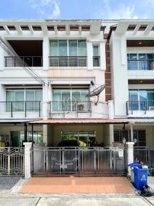 For SaleTownhousePattanakan, Srinakarin : Townhome Baan Klang Muang The Royal Monaco Srinakarin - Phatthanakan / 3 bedrooms (for sale), Baan Klang Muang The Royal Monaco Srinakarin - Pattanakarn / Townhome 3 Bedrooms (FOR SALE) COF321.