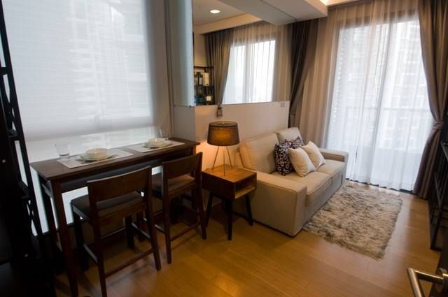 For SaleCondoSukhumvit, Asoke, Thonglor : Sale with tenant, The Lumpini 24, size 29.04 sq.m., 11th floor, fully furnished, ready to move in, 1 bedroom, 1 bathroom, 5.2 million baht.