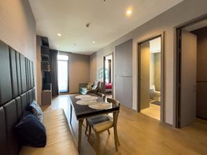 ให้เช่าคอนโดสาทร นราธิวาส : Fully Furnished 3 Beds Condo for Rent!