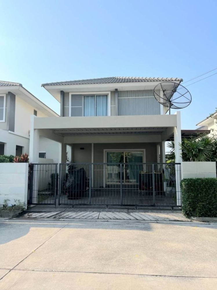 For SaleHousePattaya, Bangsaen, Chonburi : 2-story detached house for sale, second hand, near Central Plaza Chonburi