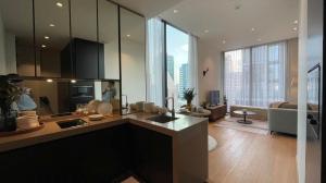For RentCondoWitthayu, Chidlom, Langsuan, Ploenchit : Fully Furnished 1 Bed Condo for Rent!