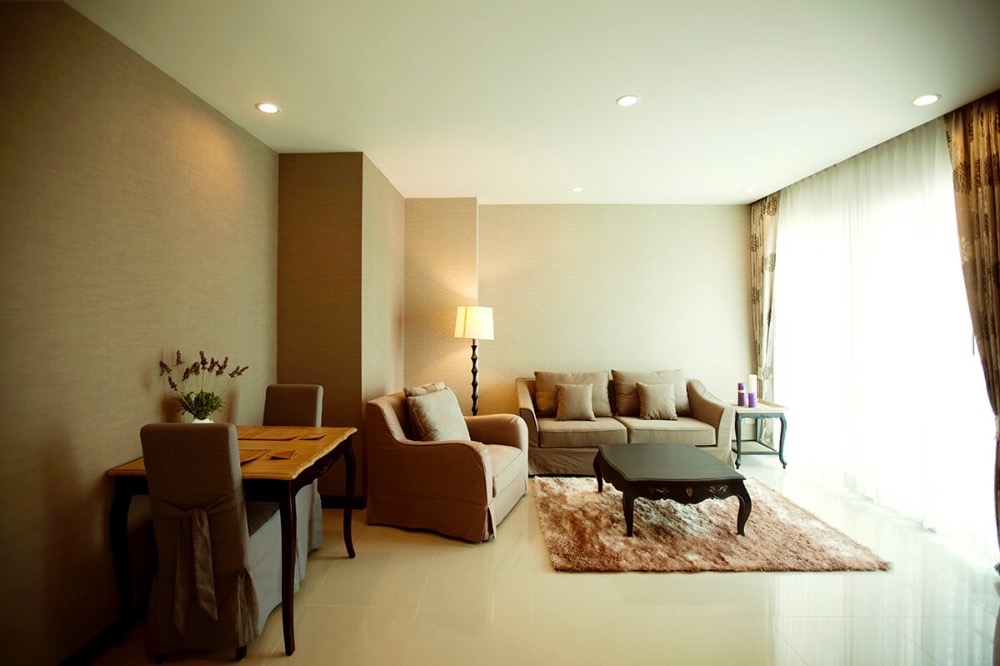 For SaleCondoNana, North Nana,Sukhumvit13, Soi Nana : For Sale 1 bedroom The Prime 11 Condo near BTS for sale with furniture and electrical appliances.