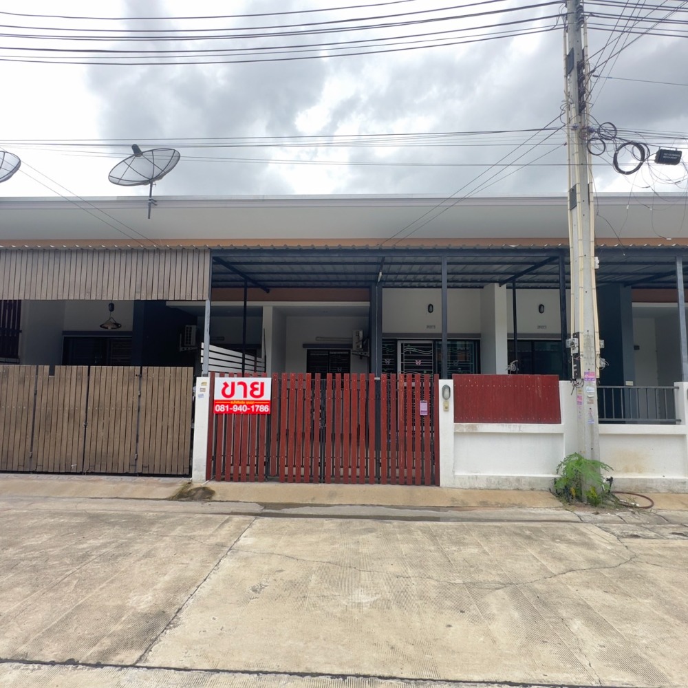 For SaleTownhouseSriracha Laem Chabang Ban Bueng : Townhome for sale, The Next Home, Bueng Sriracha