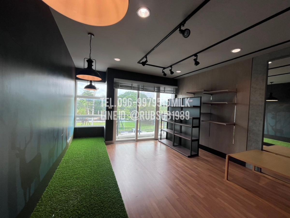 For RentHome OfficeVipawadee, Don Mueang, Lak Si : 🎉Home office for rent, semi-detached house, prime location. Chuan Chuen Modus Vibhavadi Village is next to the main Vibhavadi Road. There are 2 buildings near Don Mueang Airport. Near the Red Line MRT 📍