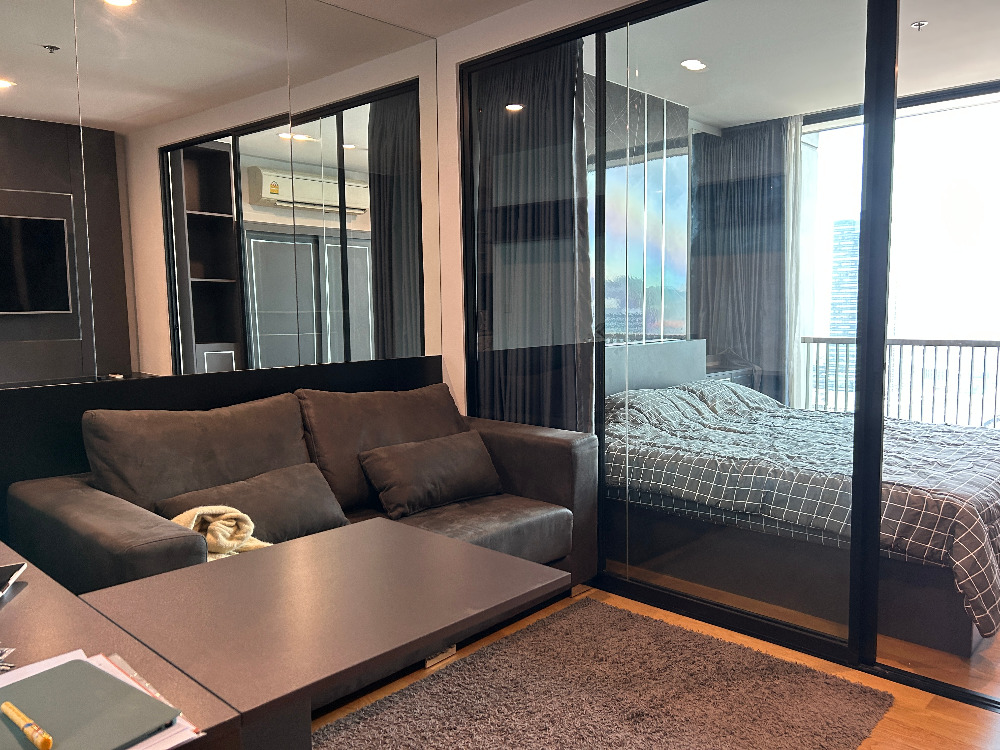 ให้เช่าคอนโดสาทร นราธิวาส : Noble revo silom Room for rent Fully furnished!!