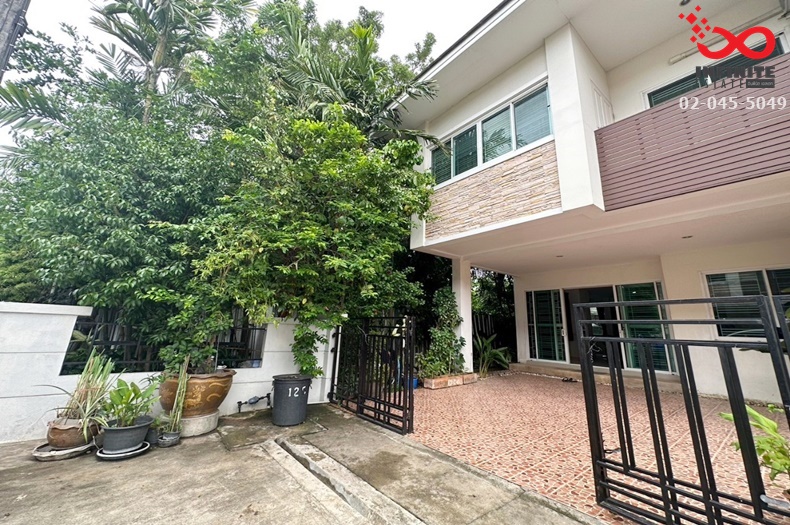 For SaleTownhousePathum Thani,Rangsit, Thammasat : 2 storey townhome for sale, The Living Village, Rangsit-Tiwanon Bang Bua Thong-Bang Poon Road