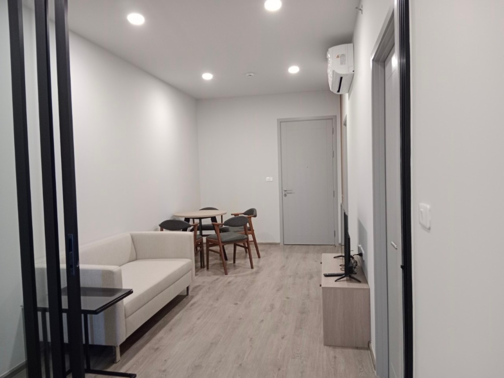 For RentCondoBang Sue, Wong Sawang, Tao Pun : 📌Chapter One Flow 🛌1 bedroom / 1 bathroom 🏢9th floor 🛋️Size 43.95