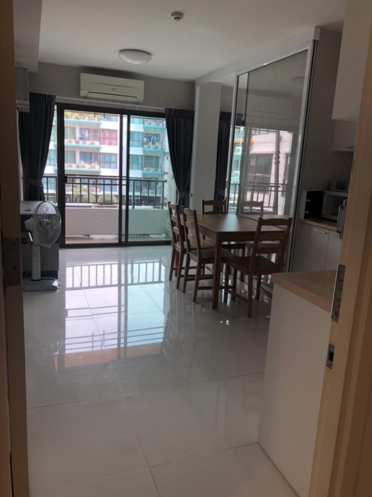 For RentCondoChaengwatana, Muangthong : Summer Garden Chaengwattana, opposite Central Chaengwattana, Pink Line BTS Station, 2 bedrooms, 2 bathrooms, pool view (72 sq m)