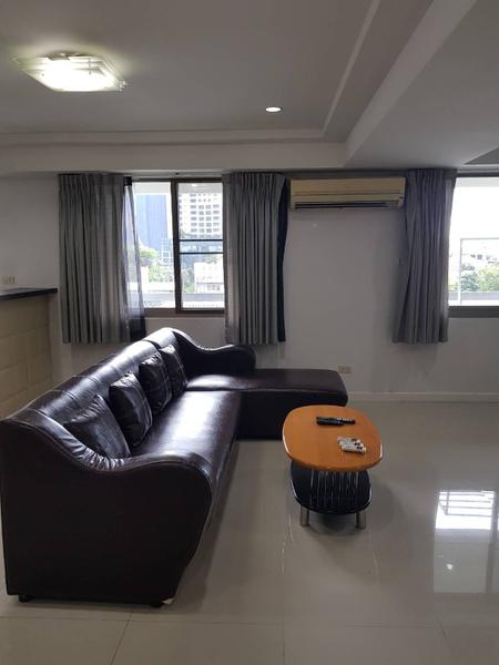 For RentCondoSukhumvit, Asoke, Thonglor : For Rent Royal Castle Sukhumvit 3 Bedroom 3 Bathroom 140 sqm