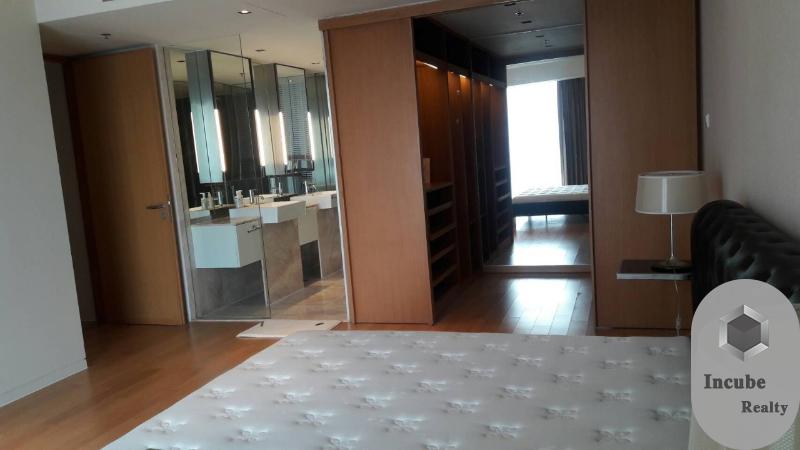 For SaleCondoSathorn, Narathiwat : For Sale The Met Sathorn 3 Bed 32 mb