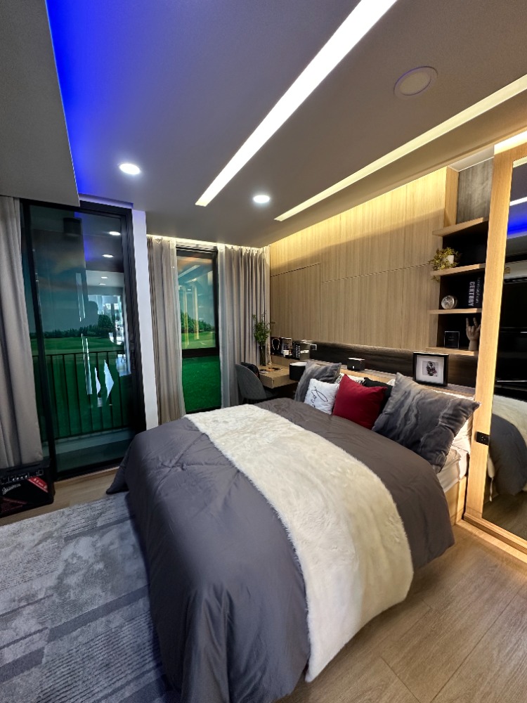 Sale DownCondoRatchadapisek, Huaikwang, Suttisan : [Sale down payment] Condo CybiQ Ratchada 32, good location, next to Ratchada Road, Ladprao Road, Wang Hin yellow line train Blue line electric train, fully furnished, get cash back up to 500,000 baht