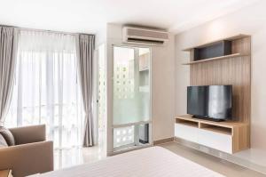 For RentCondoRama9, Petchburi, RCA : 🔥🔥 Urgent for rent!!️ Condo I-House Rama 9 - Ekkamai 🟠PC2308-094