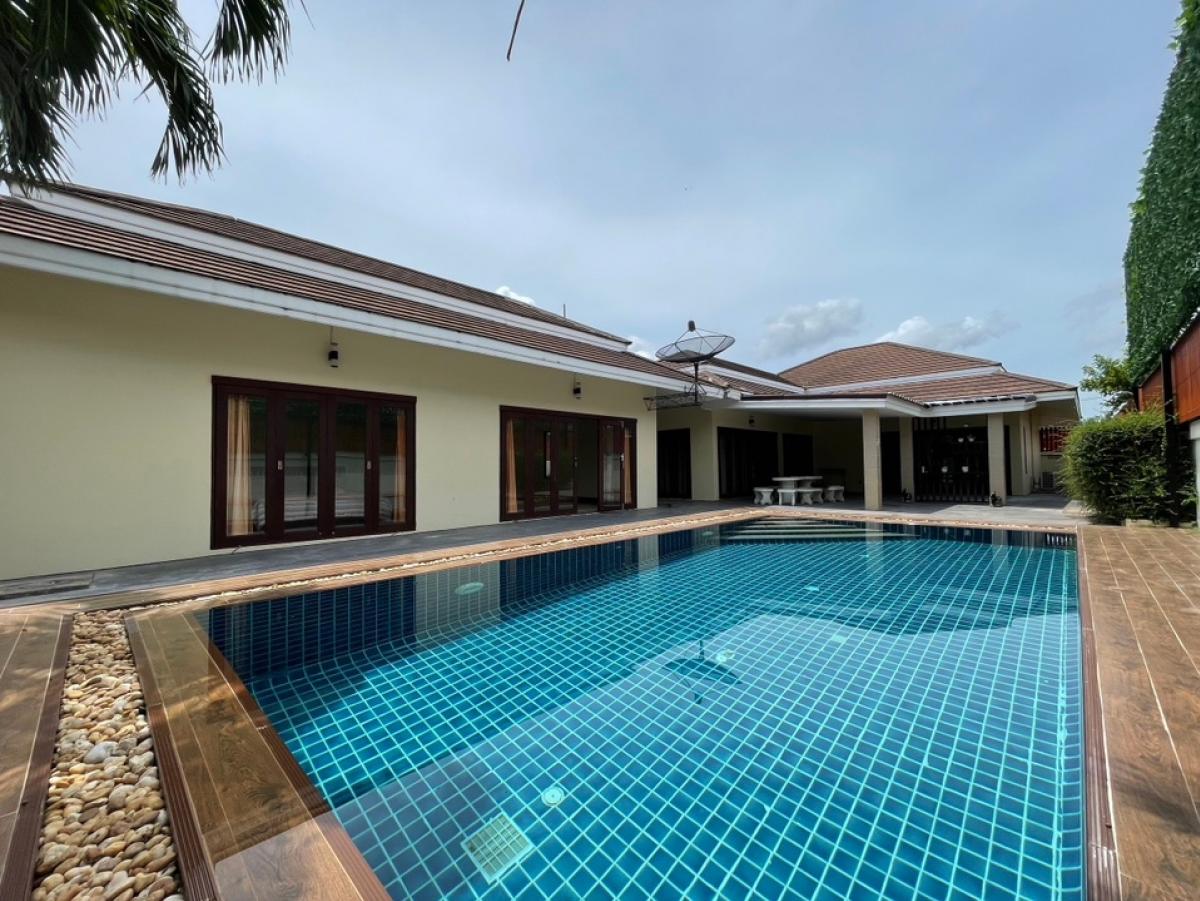 For SaleHouseHuahin, Prachuap Khiri Khan, Pran Buri : House for sale, Avenue 88 Exclusive, Khok Ma intersection, good location, next to the road, easy in and out, near 7-Eleven.