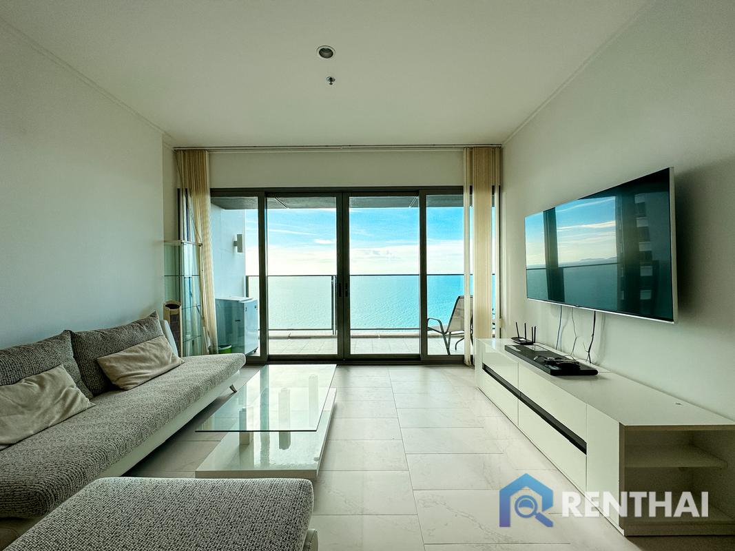 For SaleCondoPattaya, Bangsaen, Chonburi : For sale! Luxury Beachfront condo in Wongamat Beach Pattaya