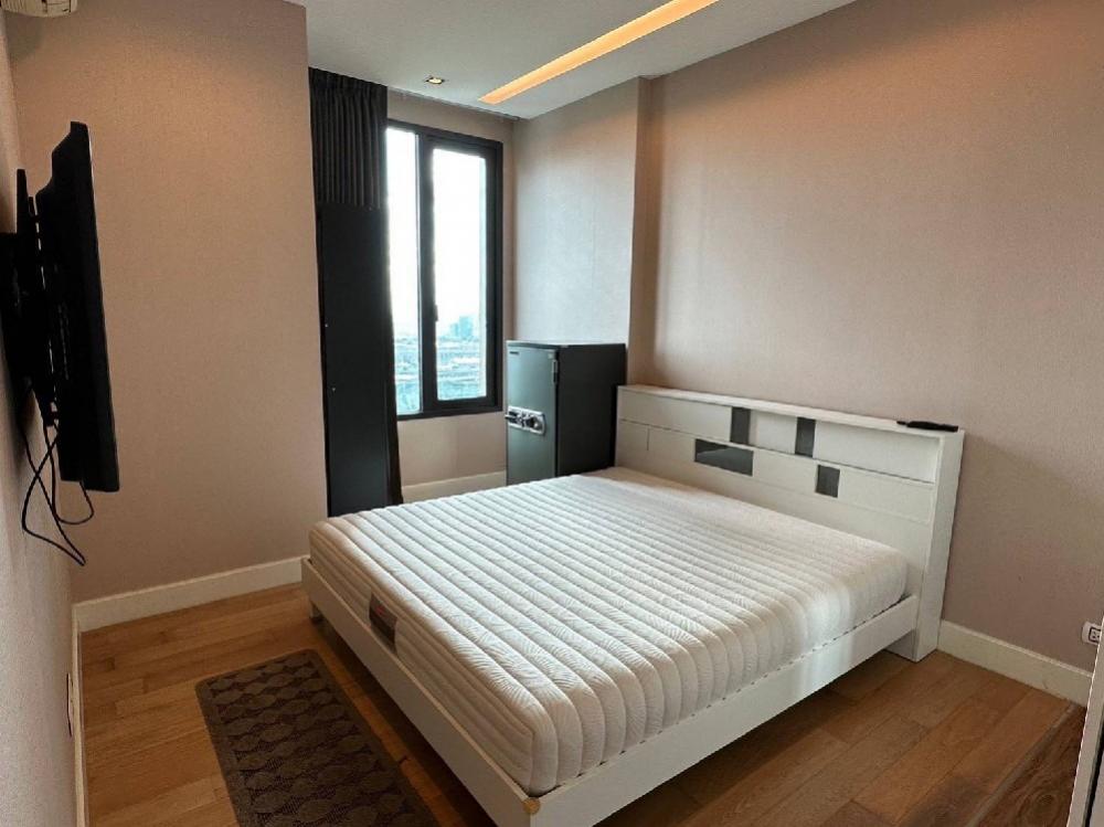 For SaleCondoLadprao, Central Ladprao : 🔥Condo for sale EQUINOX near BTS Mo Chit and MRT Phahonyothin 🚈 View of Chatuchak Park, beautiful room with complete furniture, ready to move in, price 10 million baht 🔥