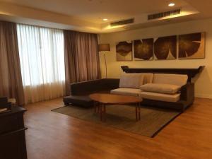 ให้เช่าคอนโดสุขุมวิท อโศก ทองหล่อ : Hampton Thonglor [suk.55] 3+1 brs. / 4 bths. 232 sq.m. 8 Fl. Fully Furnished Rental 130,000 baht/month