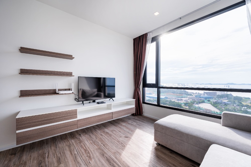 For RentCondoSriracha Laem Chabang Ban Bueng : 🔥ฺBest Deal on July🔥Condo for rent at Knightsbridge The Ocean Sriracha, 2 Bedroom 57 sqm. (Service residence by Hampton)✅Accept short contract start 3 month 🎉Ready to move in