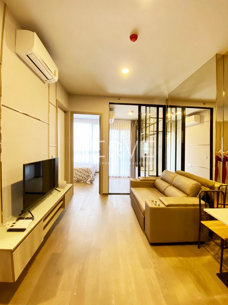 For RentCondoRatchathewi,Phayathai : 1 Bed 1 Walk in Closet Nice Decorate New Condo Good Location BTS Phaya Thai 300 m. at Park Origin Phayathai Condo / For Rent