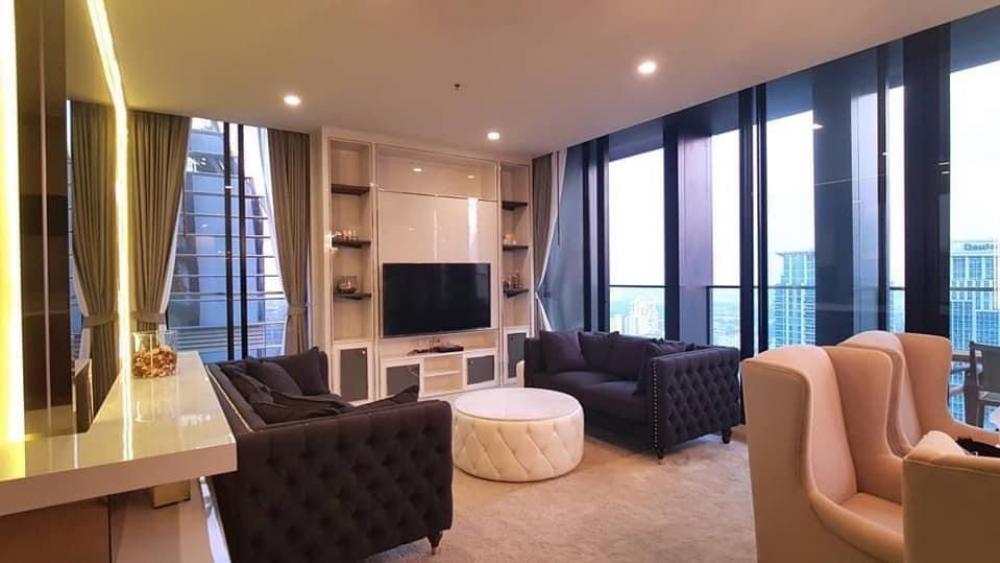 ให้เช่าคอนโดวิทยุ ชิดลม หลังสวน : Rental : Noble Ploenchit Penhouse , Duplex 3 Bed 3 Bath , 186 sqm , 38-39 Floor , Buidling C